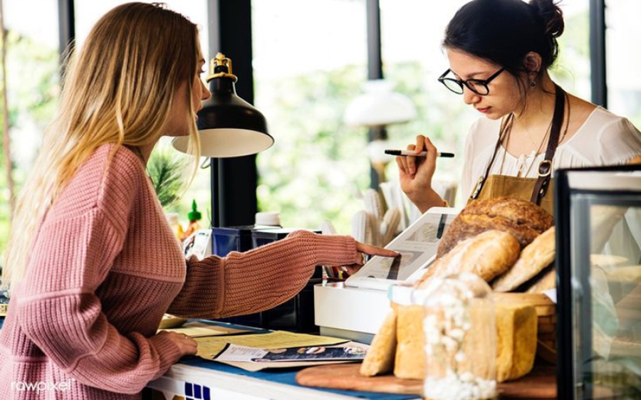 How QR Menus Are Quietly Revolutionizing Small Food Businesses